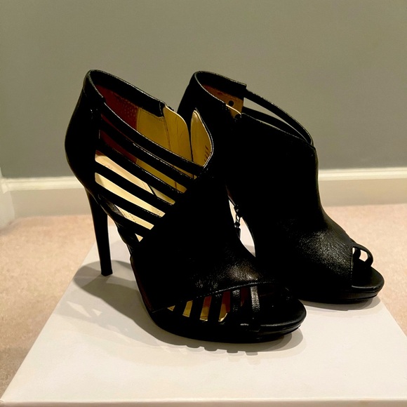 Calvin Klein beautiful heels - Picture 1 of 5